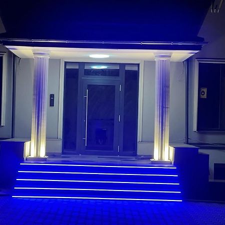 Furtuntec Apartment Tecuci Екстериор снимка