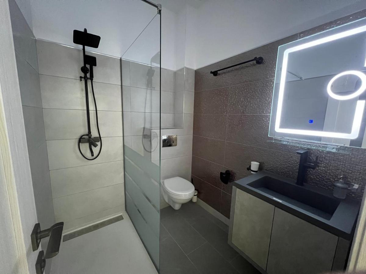 Furtuntec Apartment Tecuci Екстериор снимка
